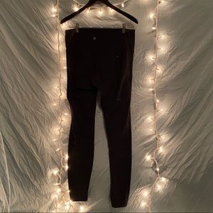 Lulu lemon black wunder under leggings size 12